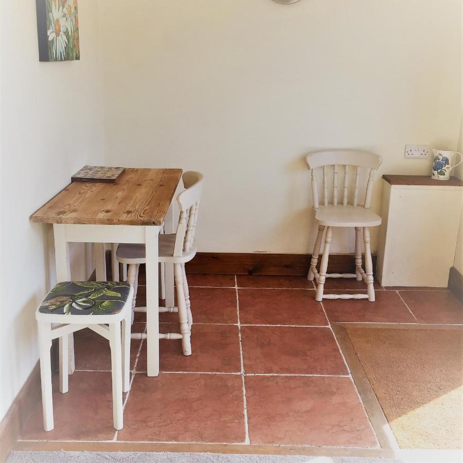 Meg'S Cottage Taunton Dış mekan fotoğraf